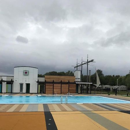 Muscovy Lodge With Hot Tub At Tattershall Lakes Country Park Εξωτερικό φωτογραφία