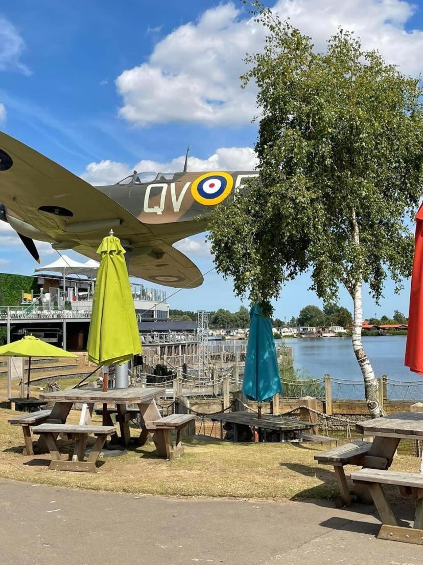 Muscovy Lodge With Hot Tub At Tattershall Lakes Country Park Εξωτερικό φωτογραφία