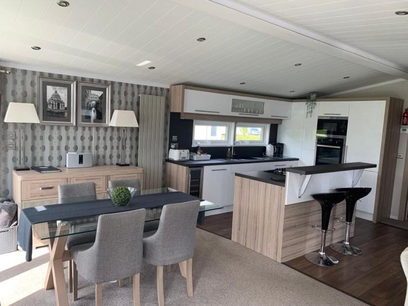 Muscovy Lodge With Hot Tub At Tattershall Lakes Country Park Εξωτερικό φωτογραφία