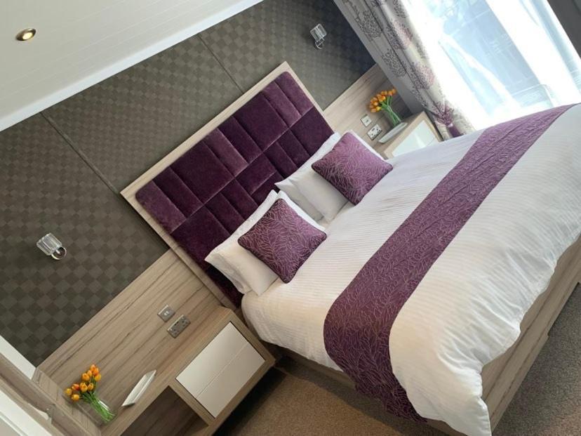 Muscovy Lodge With Hot Tub At Tattershall Lakes Country Park Εξωτερικό φωτογραφία